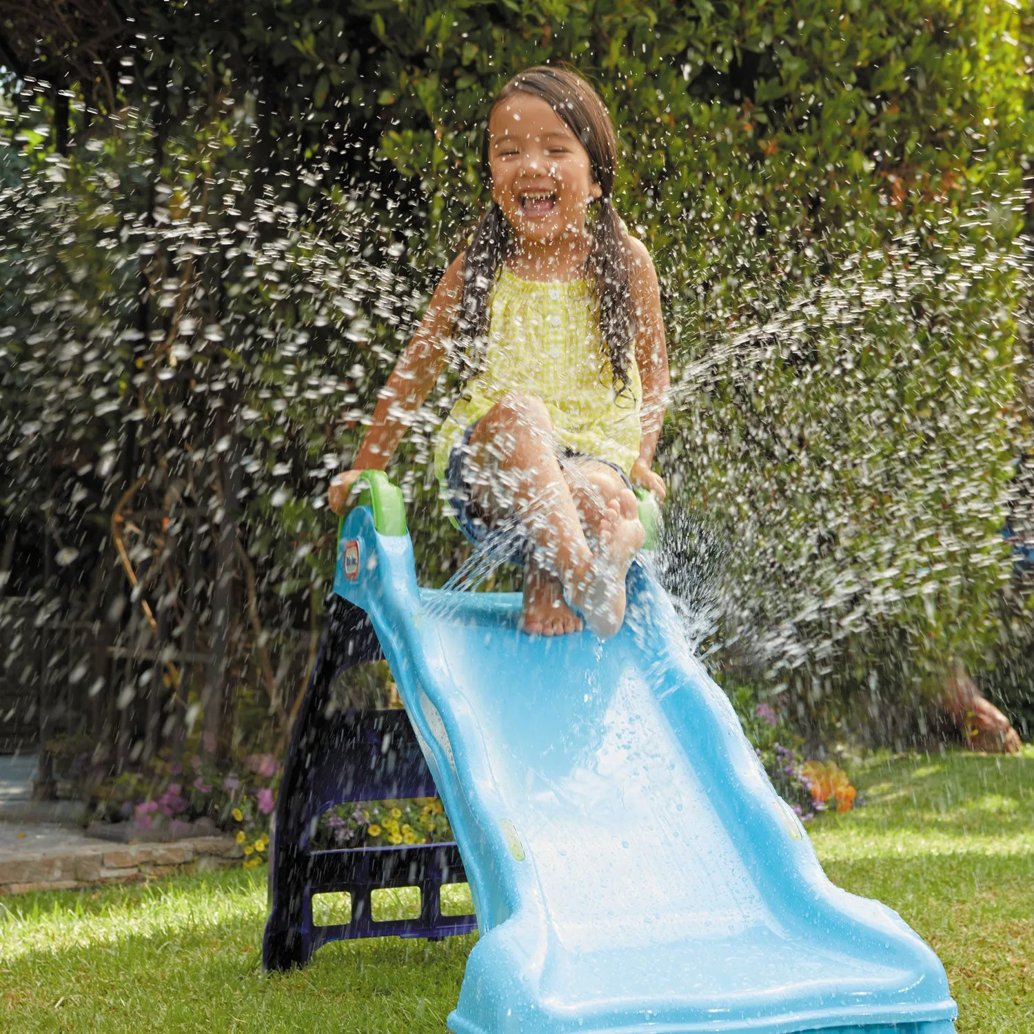 2-in-1 Indoor-Outdoor Slide with Water Spraying Jets, Foldable Design for Easy Storage