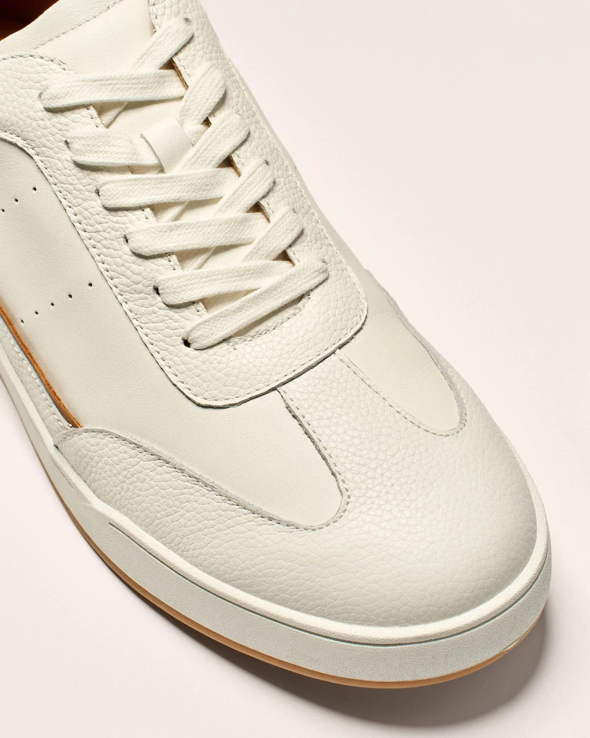 Johnnie O Topspin Royale Sneaker