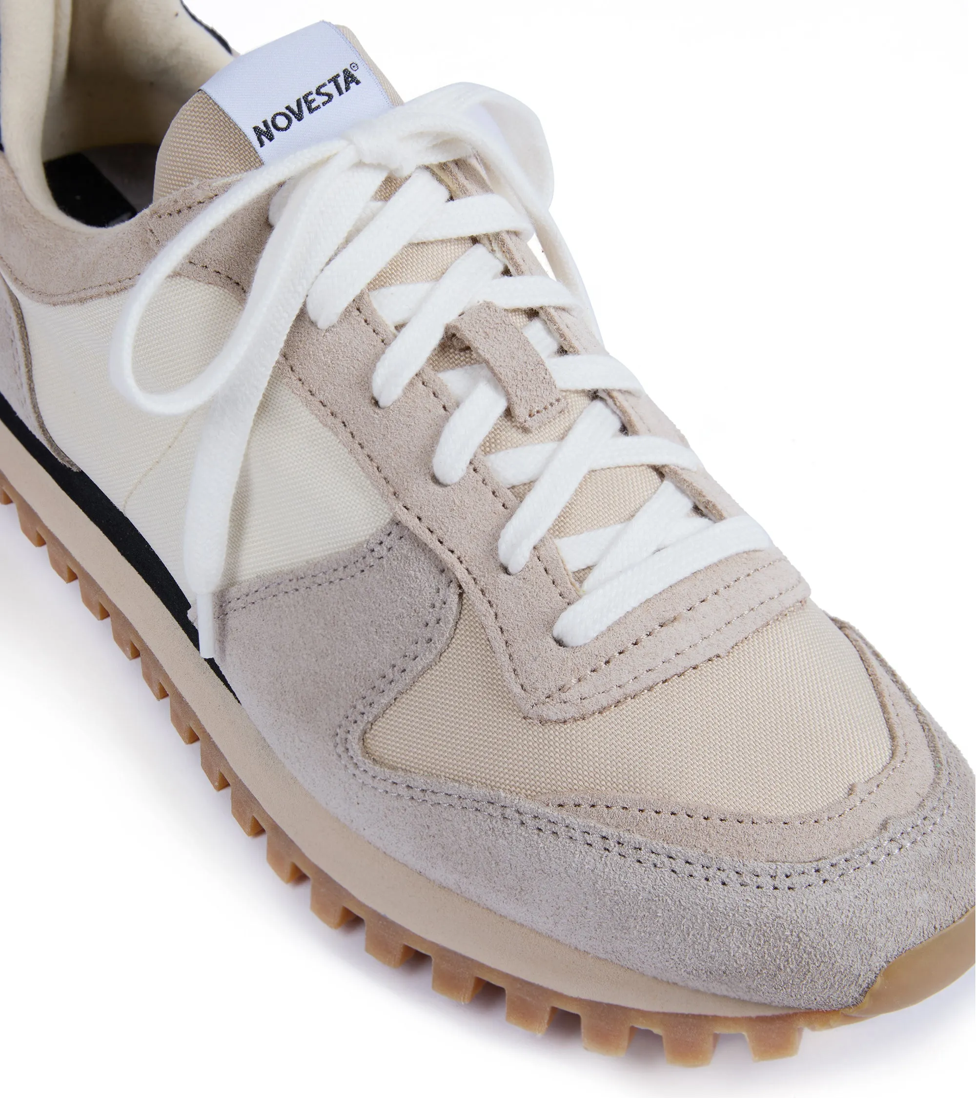 Novesta Marathon Running Sneaker: Beige