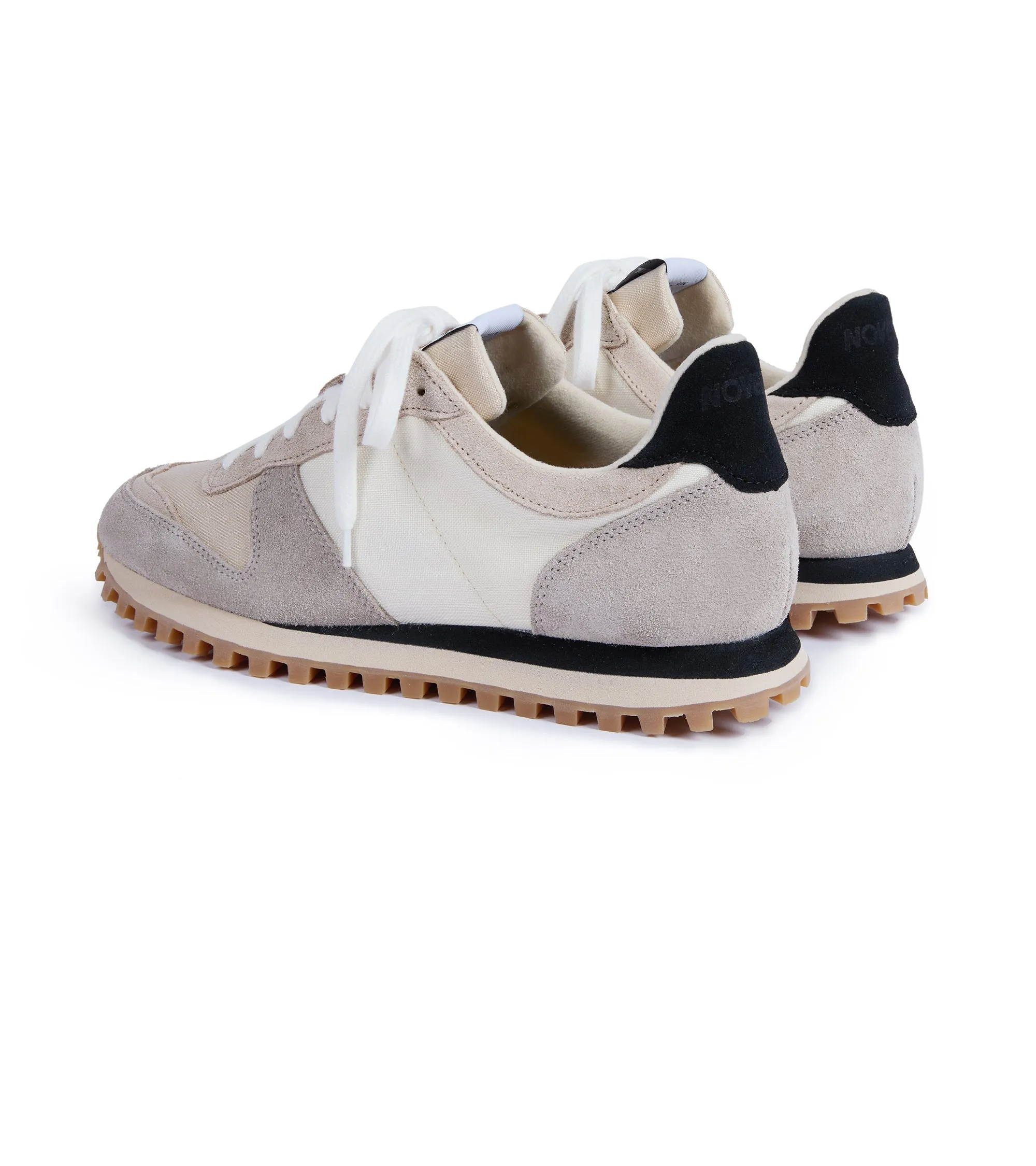 Novesta Marathon Running Sneaker: Beige