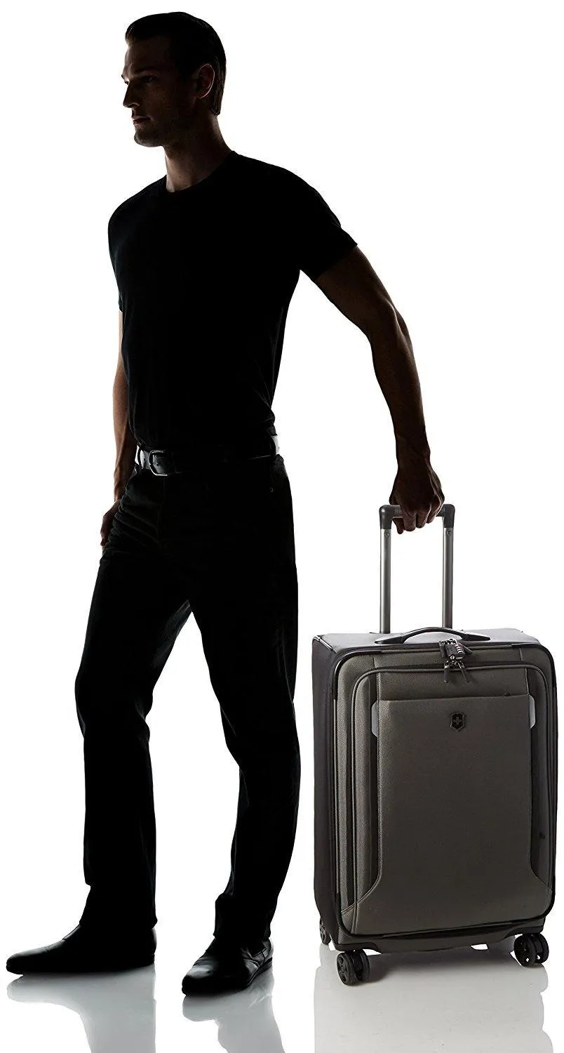 Victorinox Werks 24" 4-Wheel Medium Luggage