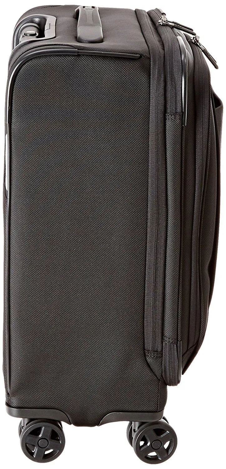 Victorinox Werks Traveler 20" 4-Wheel Carry-On Luggage