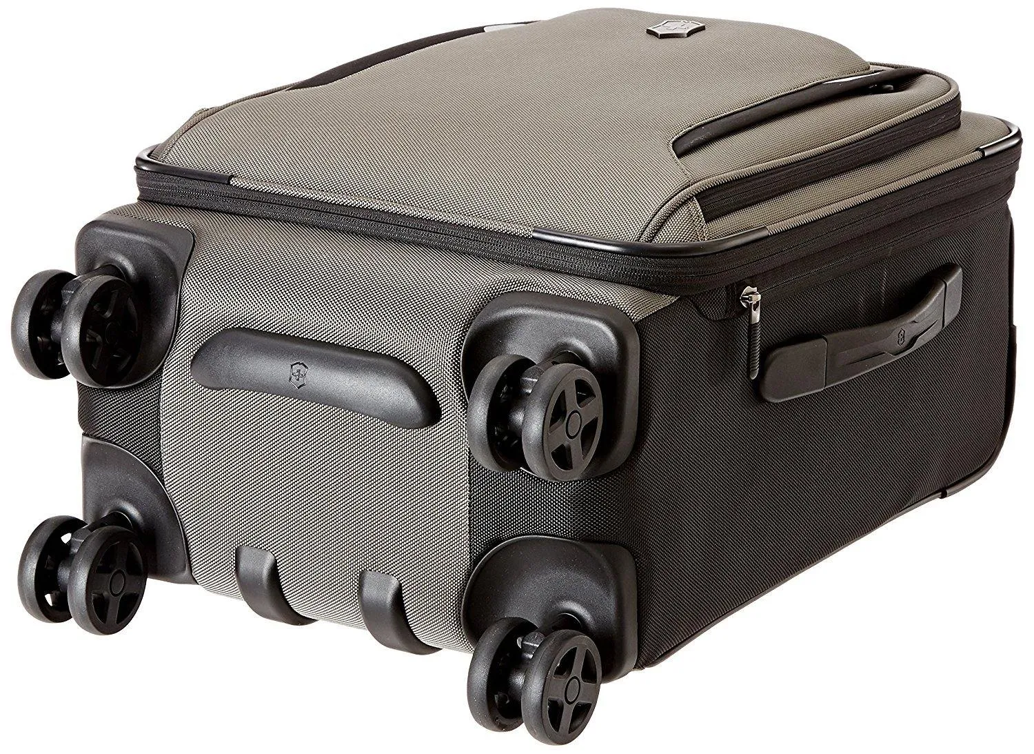 Victorinox Werks Traveler 20" 4-Wheel Carry-On Luggage