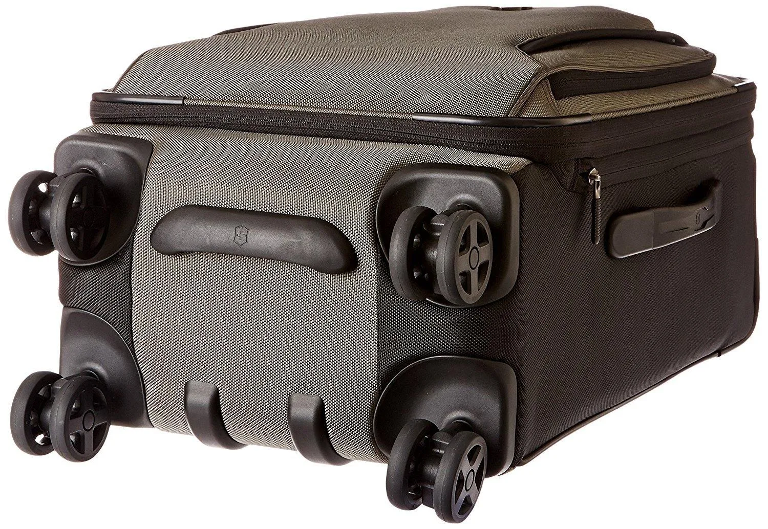 Victorinox Werks Traveler 22" 4-Wheel Carry-On Luggage